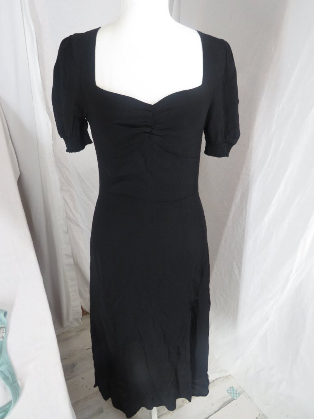 Black Puff‑Sleeve Midi Dress w/ Front Slit – Cottagecore Romantic, Minimalist M